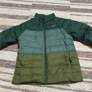 Patagonia Kids' Two-Tone Green Puffer Jacket